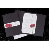 Invitaci&oacute;n boda flor gofrado negro